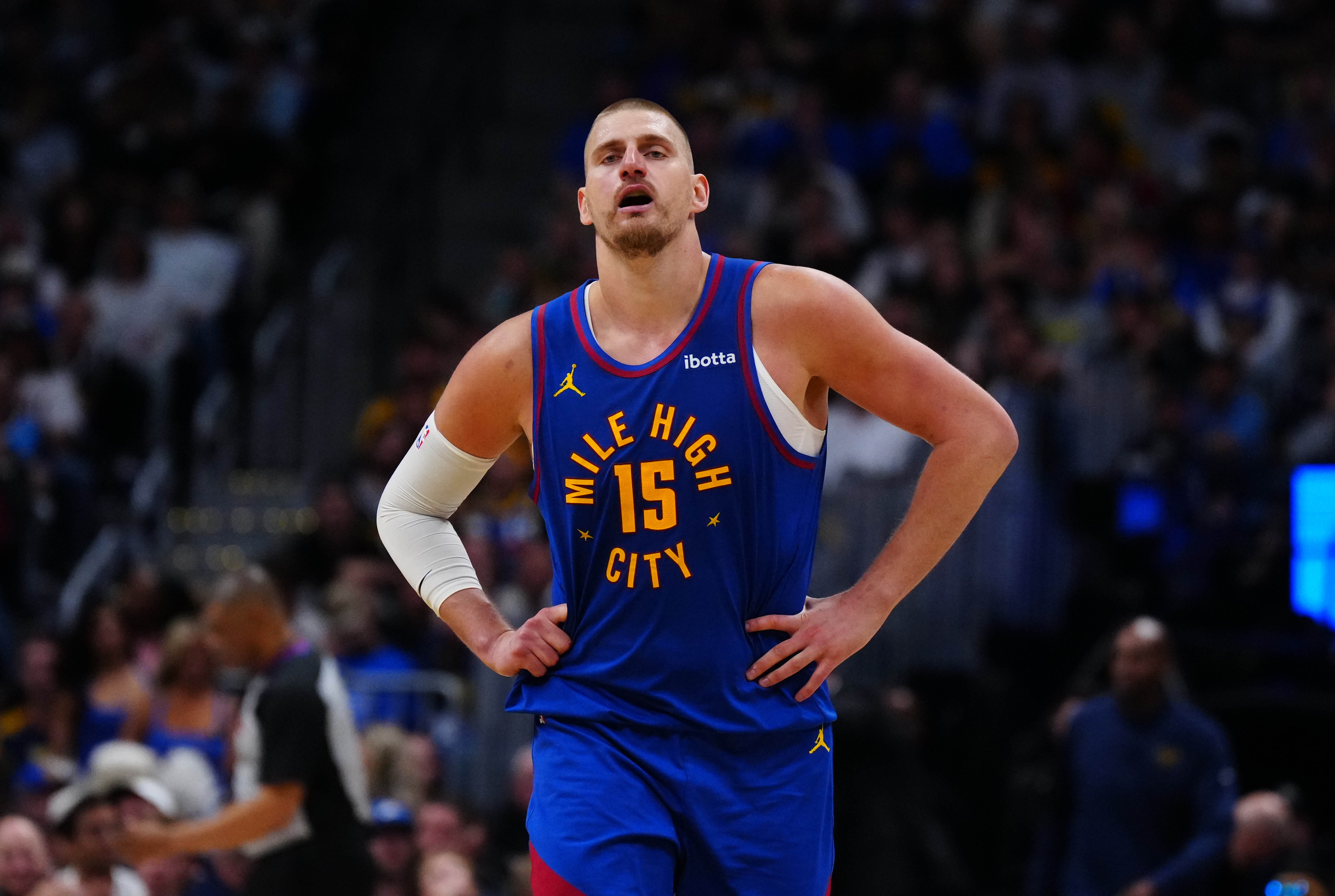 约基奇夺冠赛季季后赛未遇到50胜球队！对50胜球队系列赛1胜6负